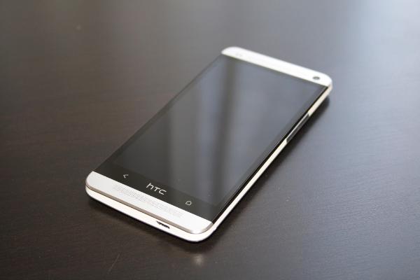 HTC One, la critique 1392758244153 - HTC One, la critique